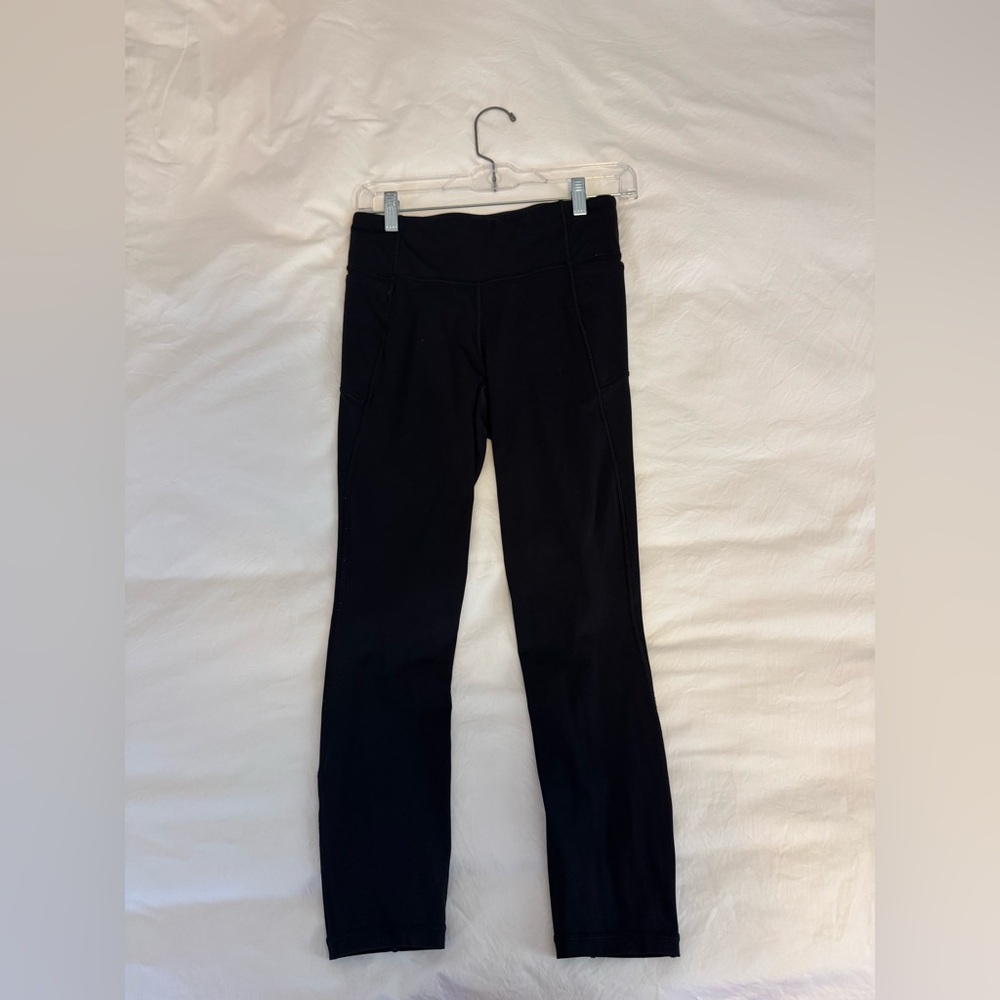 Women's Lululemon Wunder Train High-Rise Crop with Pockets 23".